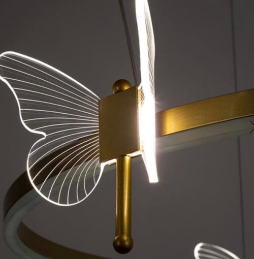 Потрясающая коллекция люстры и подвесных светильников Darcy в виде золотой бабочки с красивыми крыльями. 07