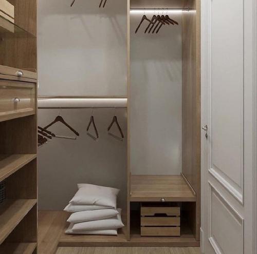 Гардеробная площадью 3 кв. 02