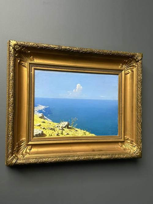 Выставка куинджи - идеальное напоминание, что свет может быть главным героем пространства. 01