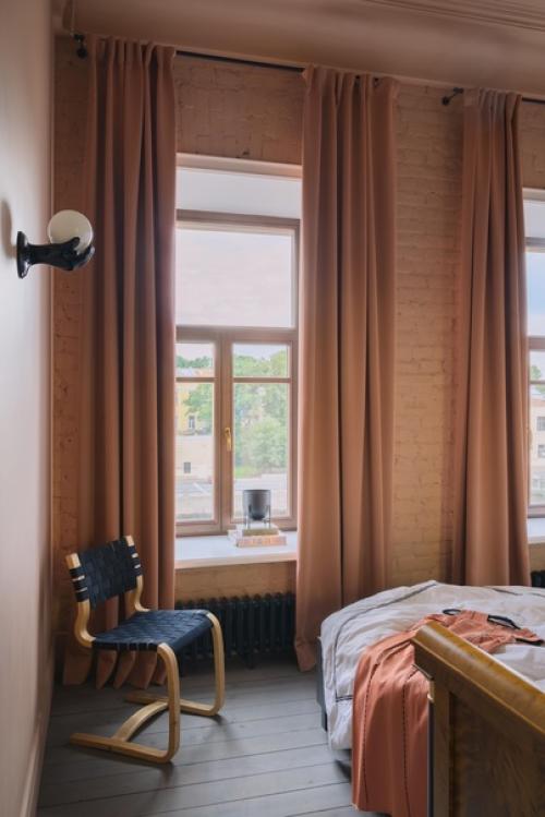 Кирпичная кладка в спальне - это слишком и неуютно брутально? 05