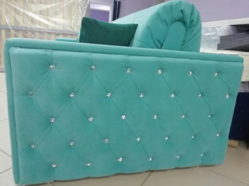 Для любителей мебели поярче. 01