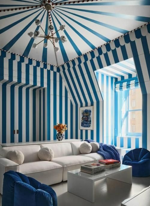 Эта квартира в легендарном доме Dakota стала семейным домом для хозяйки и её трёх дочерей. 02