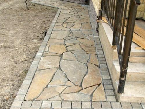 Отмостка дома.

Эта статья поможет узнать об устройстве отмостки вокруг дома. 

