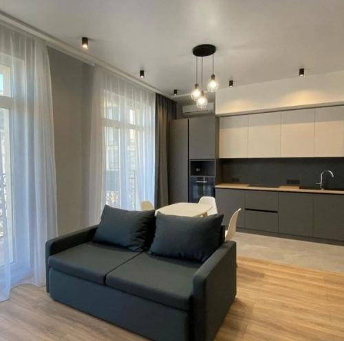 Переехал в Японию и решил поделиться своей квартирой на новом месте. 03