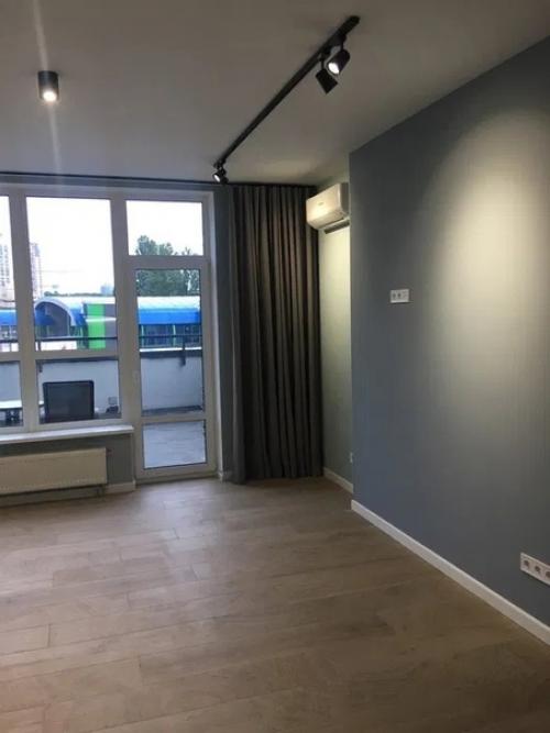 А вот наша квартирка из русской глубинки прям. 03