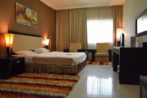 Самые доступные отели оаэ на декабрь? 06