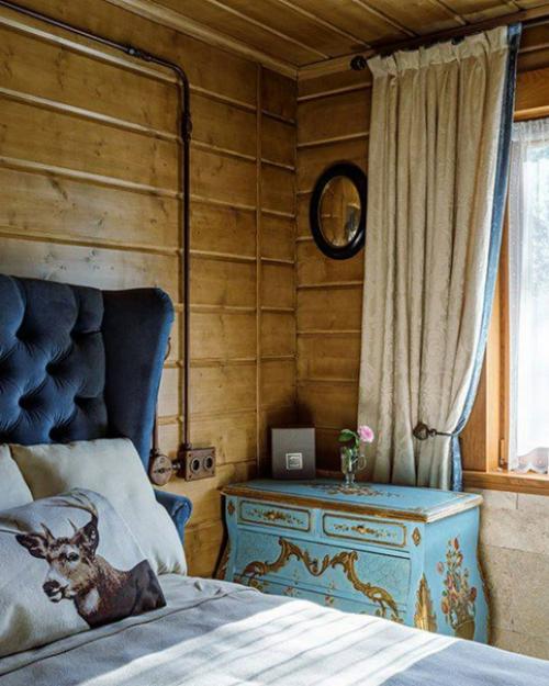 Дом на КЛЯЗЬМЕ. Чтобы создать в этом доме уют, дизайнер Татьяна Ильина боролась за любовь - любовь к французскому антиквариату. 03