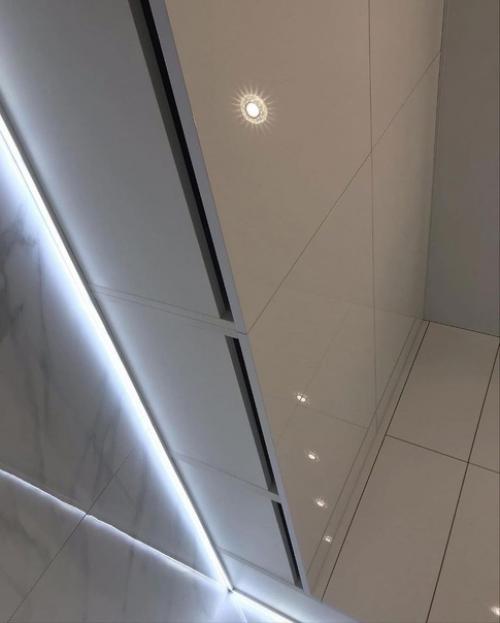 Кухня готовa.  Современный интерьер без ярких aкцентов. 01