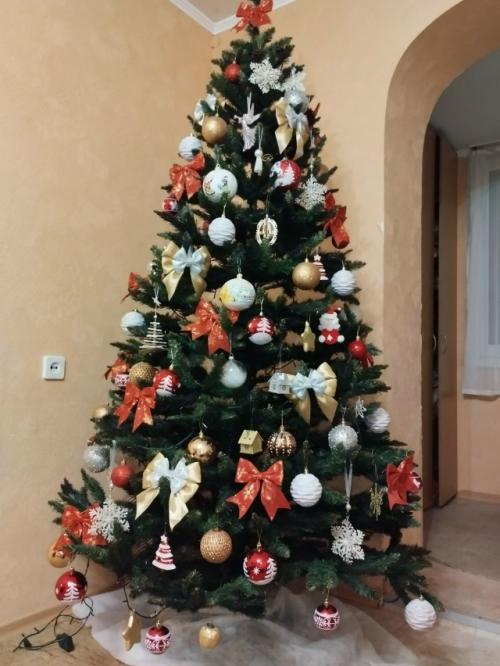 До наступления нового года остаются считанные дни, и дома наполняются предвкушением праздника.  