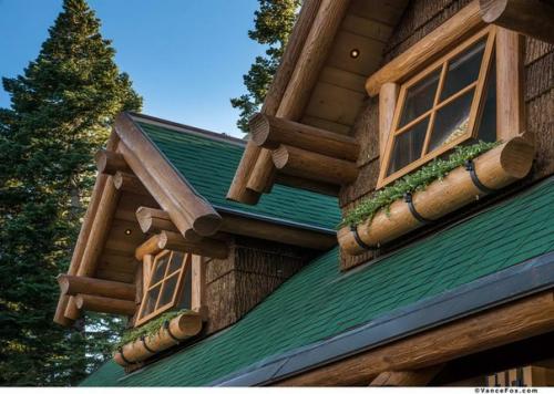Дом из бревна у озера в США. 07