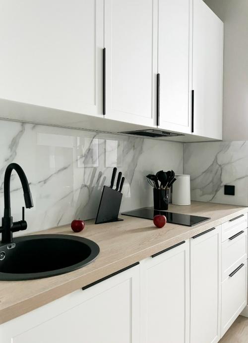 Интерьер квартиры - студии 28 м 2 в ЖК B'Aires в Москве. 05