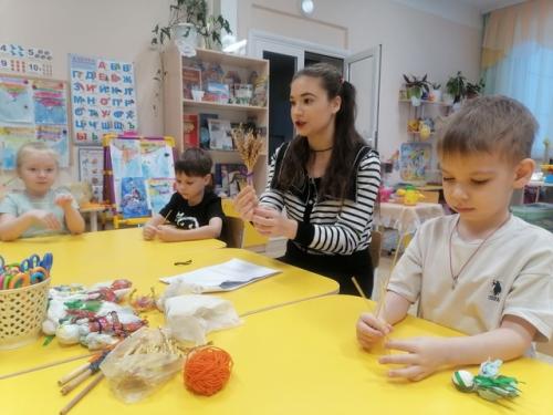 Куколка - Чудесница.  Соломка - это красивый и очень долговечный природный материал. 04