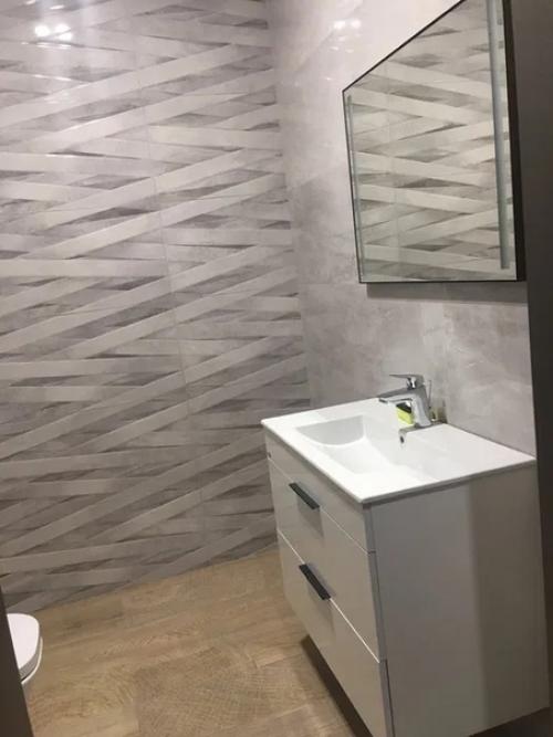 А вот наша квартирка из русской глубинки прям. 09