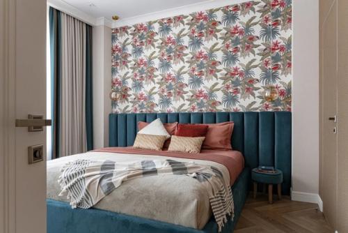 Светлая трешка с продуманным хранением и площадью 73 кв. 03