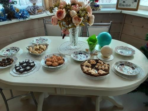 Поздравляю всех с наступающим новым годом! 04