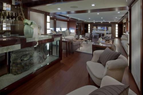 Суперяхта J'ADE с плавучим гаражом. 07