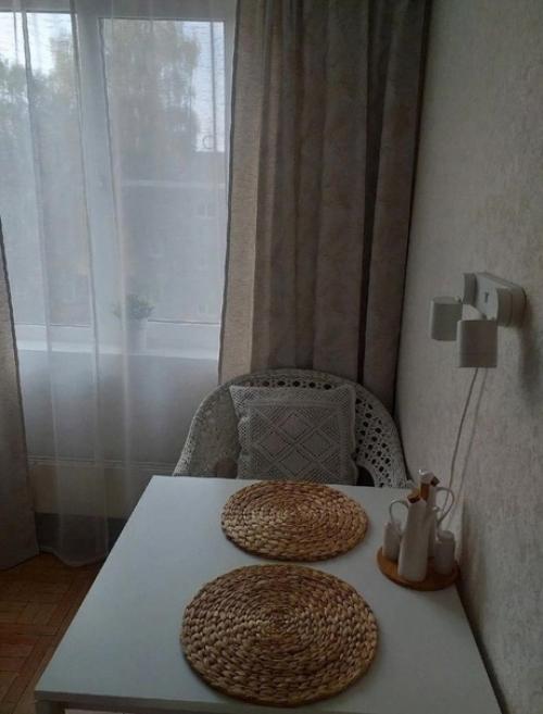 Небольшая кухня. Выглядит симпатично. 04