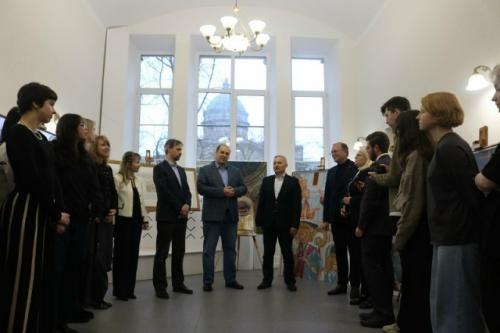 10 декабря в открытом кампусе герценовского университета состоялось торжественное открытие выставки Образ и Время. 01 10 декабря в открытом кампусе герценовского университета состоялось торжественное открытие выставки Образ и Время. 01