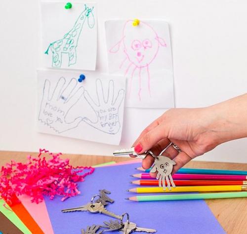 Что можно сделать из детских рисунков? 02