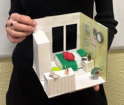 На уроках труда самые актуальные и интересные практические работы, например, румбоксы. 01