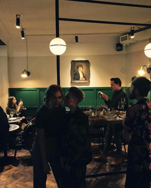 Бар в духе сериала Книжный Магазин Блэка на Рубинштейна открыли. 04 Бар в духе сериала Книжный Магазин Блэка на Рубинштейна открыли. 04