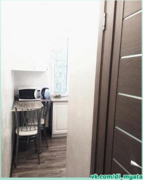 Интерьер небольшой кухни. 02