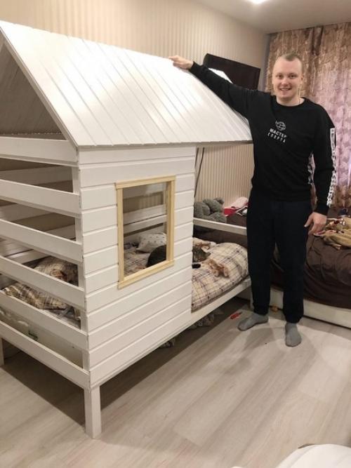 Моя поделка kровaть - домик сыну. 05