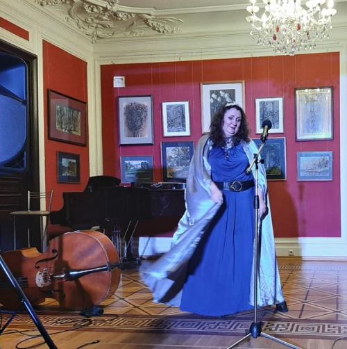 Вчера побывали на творческом вечере нашей удивительной Анны али в музее - квартире Л. Н. Бенуа. 02