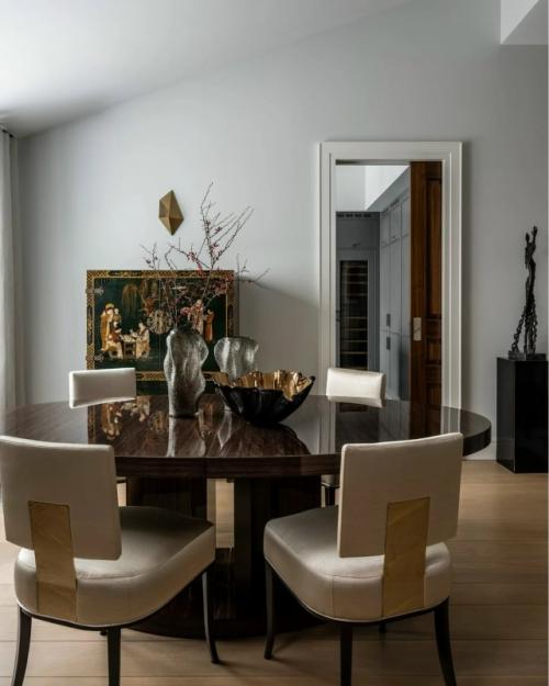 Реализованный интерьер двухуровневой квартиры площадью 180 кв. 01