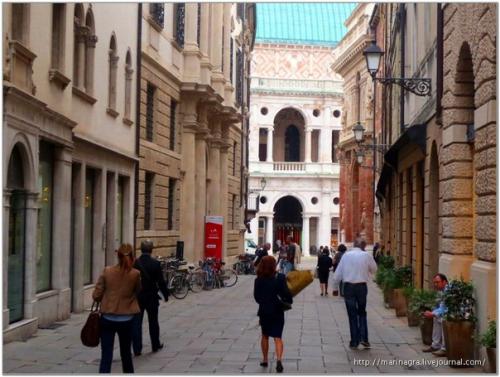 Виченца (Vicenza).  Виченца - крупный город в итальянском регионе венето, центр одноименной провинции. 01
