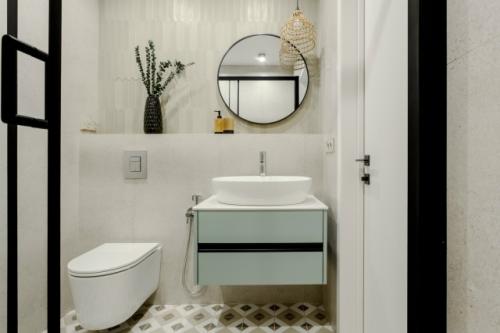 35 кв.  м. для двоих. 08