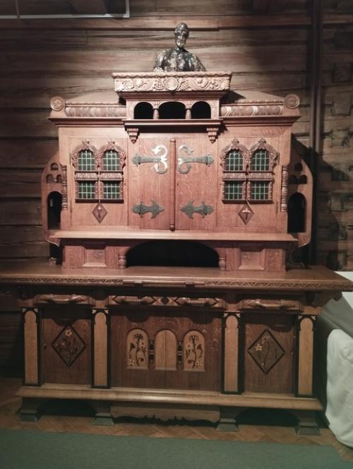 Очарована музеем в. М. Васнецова, который находится в самостоятельно спроектированном художником деревянном особняке в неорусском стиле. 05