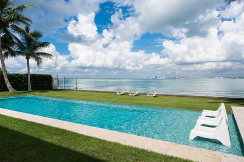 Роскошная вилла, площадью 740 m? 03