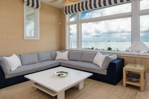 Роскошная вилла, площадью 740 m? 05