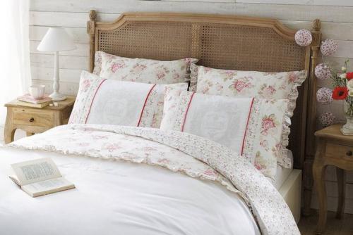 Дизайн интерьера спальни в стиле Прованс. 09