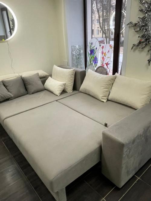 Великолепный угловой диван - всегда актуальная классика. 04