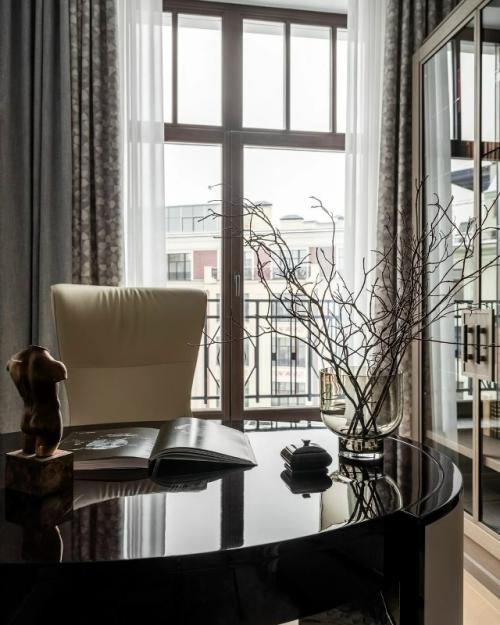 Реализованный интерьер двухуровневой квартиры площадью 180 кв. 05