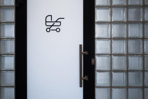 В микрорайоне Европейский Берег в Новосибирске завершилось строительство дома с мостами. 04