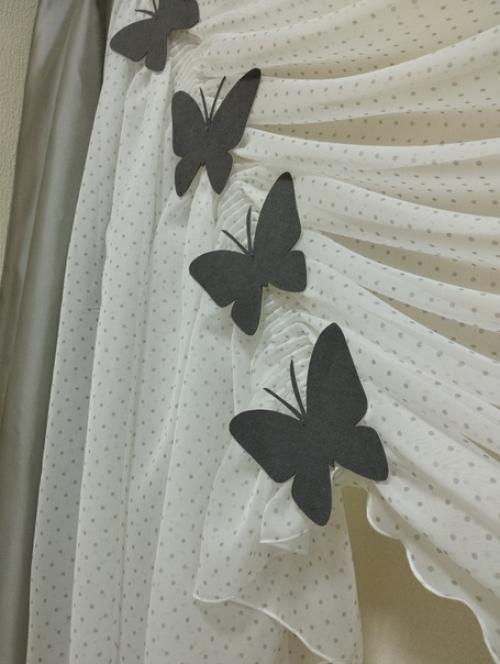 В наличии недорогие, но оригинальные шторки для небольшой кухни, которые украсят любой интерьер качество могу сшить на заказ любой цвет. 01