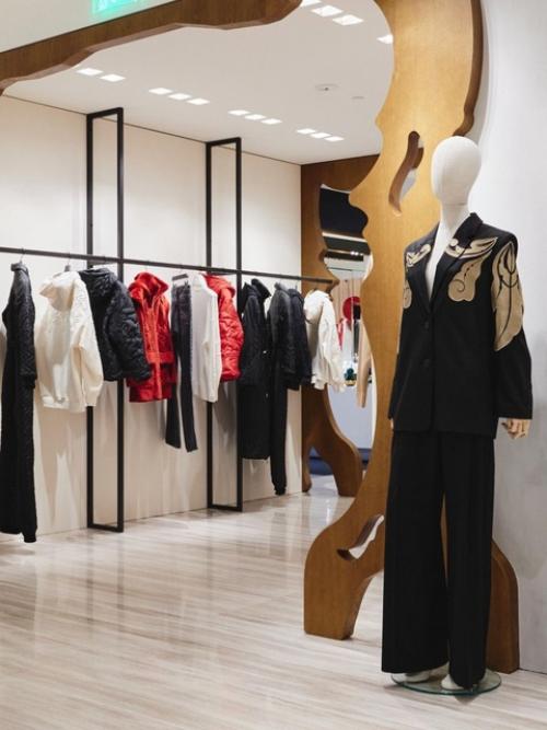 Салон Хохлома х Алена Ахмадуллина в Москве. 06