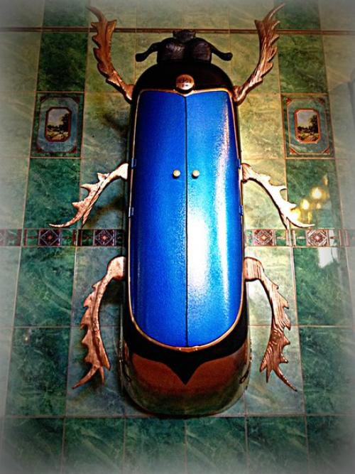 Наш шкаф - жук из ванны стал одним из самых любимых изделий! 03