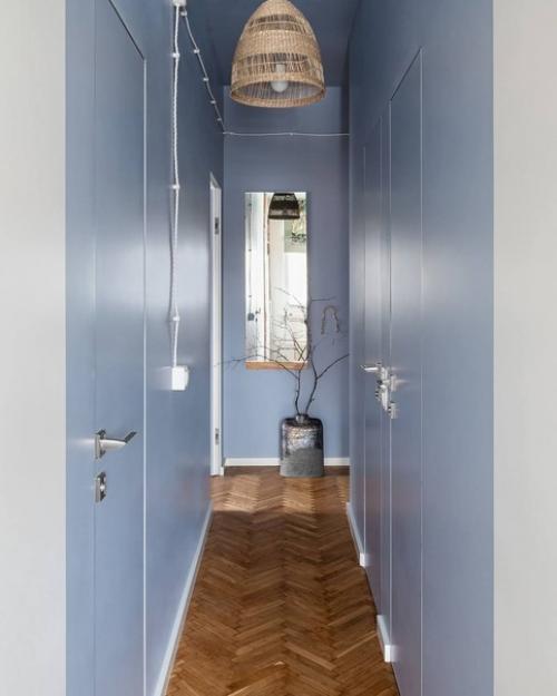 Квартира дизайнера евгении рахвальской с маленькой кухней и цветными потолками. 04