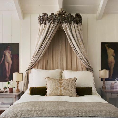 Интерьеры в стиле Винтаж очень напоминают обстановку кукольных домиков или королевских дворцов. 04