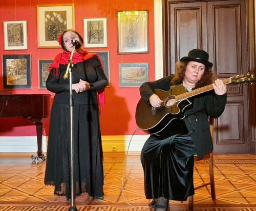 Вчера побывали на творческом вечере нашей удивительной Анны али в музее - квартире Л. Н. Бенуа. 04