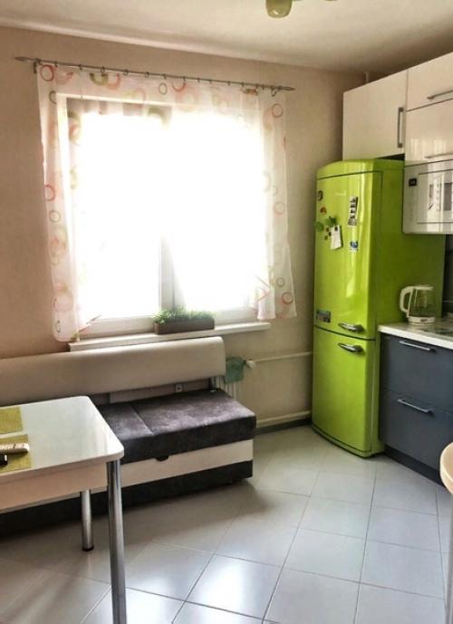 Когда решили обновить свою кухню, точно знали, что она должна быть удобной, функциональной и нескучной. 03