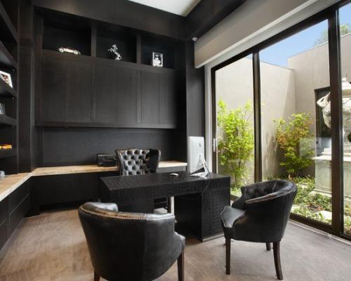 Черный цвет в интерьере - символ аристократичности и роскоши. 04