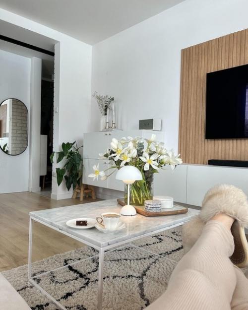 Хорошо, что сейчас появляется множество быстрых и бюджетных вариантов обновления интерьера. 03