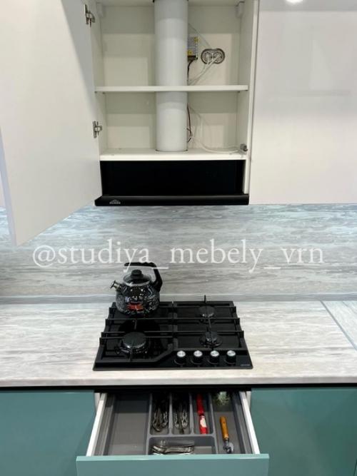 Восхитительная глянцевая кухня в бирюзовом цвете! 06