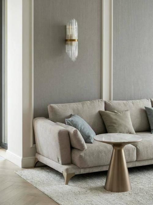 Интерьер с видом на воду. 02