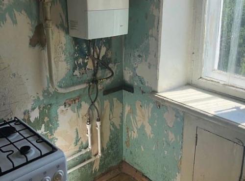 Перевоплощение старой убитой кухни. 01